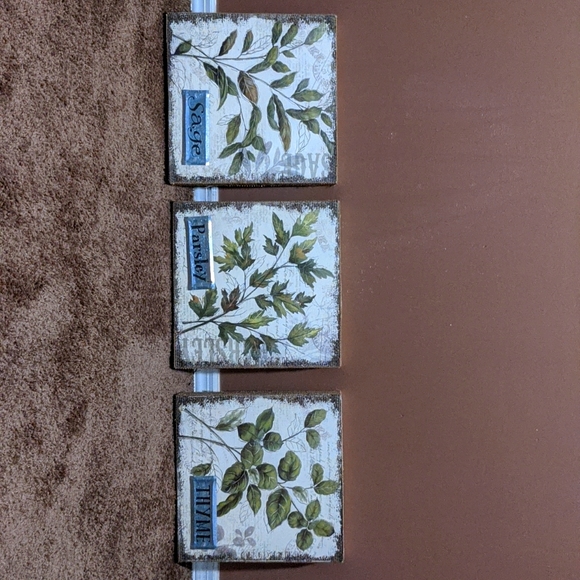 Set of three canvas  kitchen wall art - Picture 2 of 2
